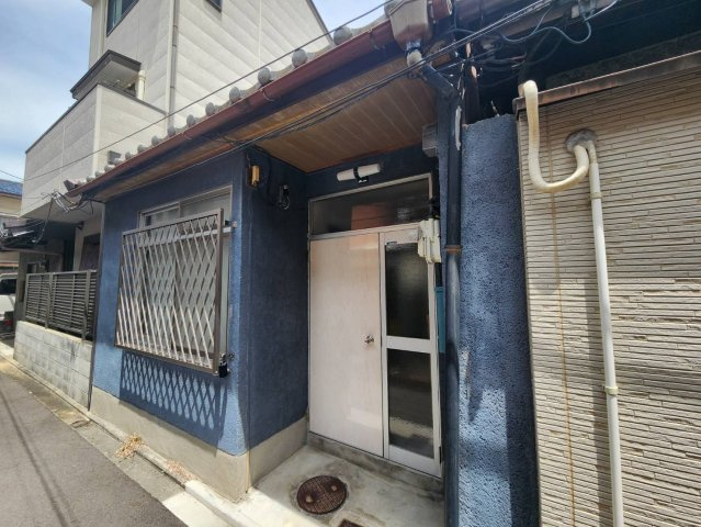 池ノ内町貸家