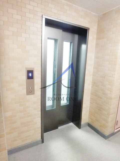 ライオンズマンション西新小岩のその他共用部分|エレベーターです。