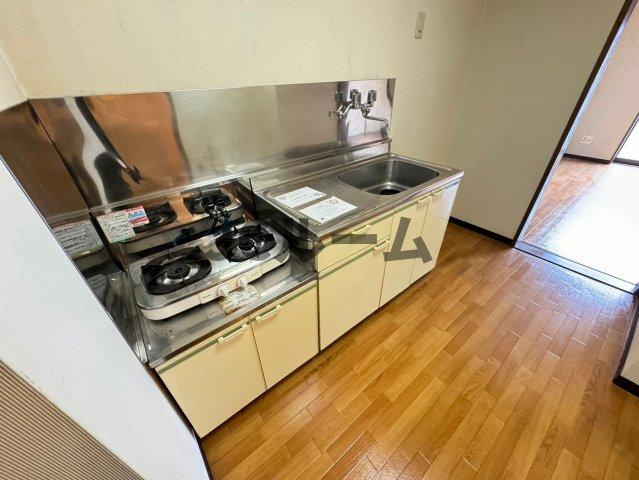 柏崎市向陽町のアパートのキッチン