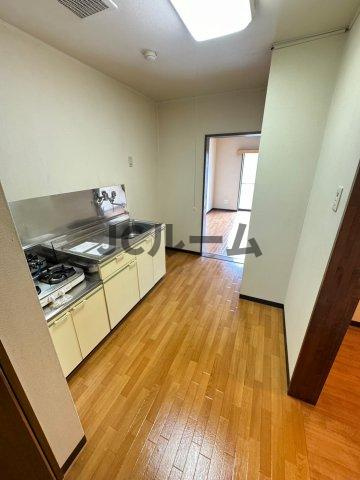 柏崎市向陽町のアパートのキッチン