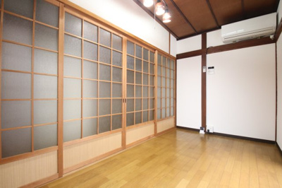 【洋室】 | 日置荘西町戸建
