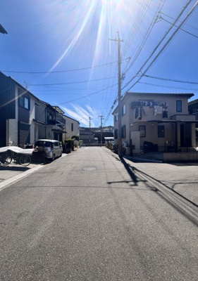 【前面道路含む現地写真】 | 八尾市二俣一丁目　新築戸建