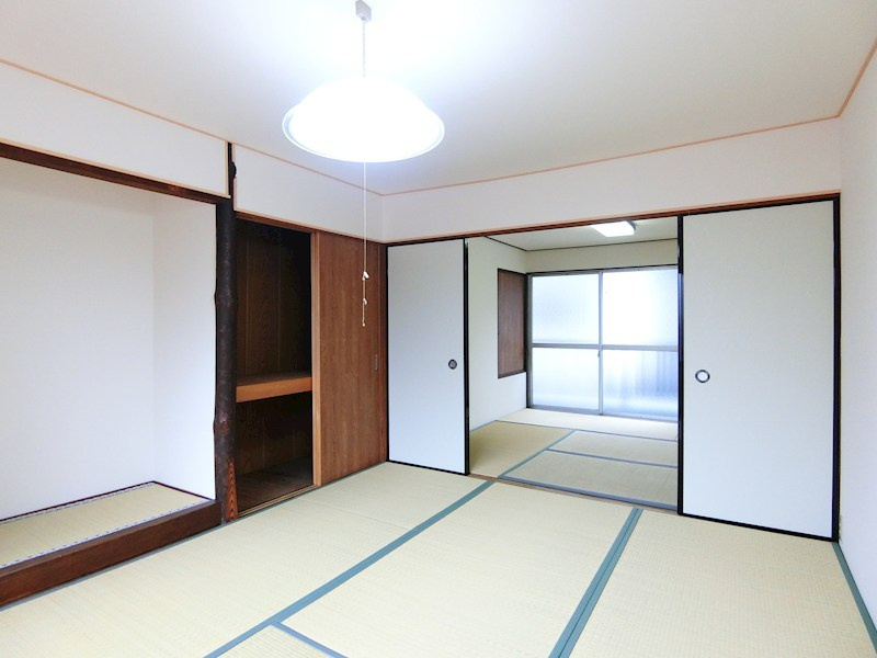 西ノ京池ノ内町貸家の子供部屋|2階和室