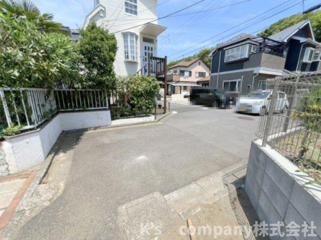 ◎茅ヶ崎市白浜町　建築条件なし　売地の前面道路含む現地写真|前面道路の様子です◇