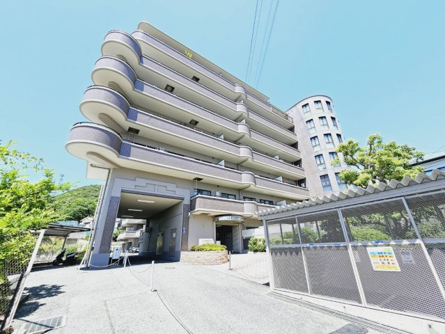 ライオンズマンション須磨妙法寺の外観|■陽光たっぷり、みどり豊かな須磨丘陵