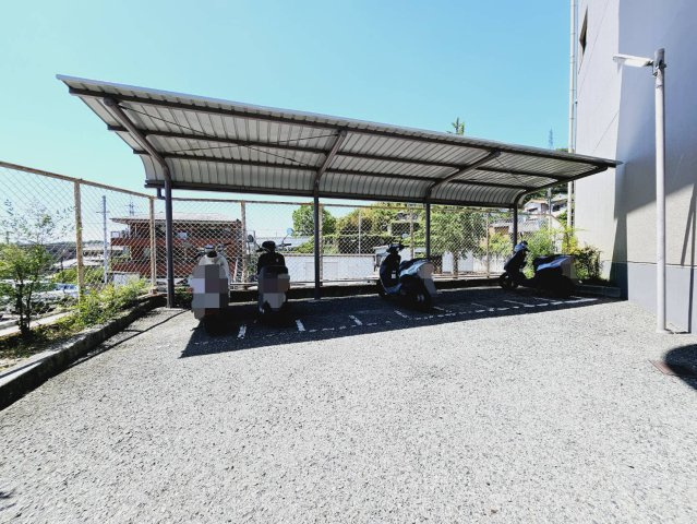 ライオンズマンション須磨妙法寺の駐輪場