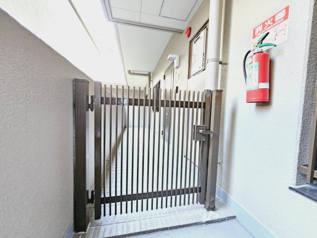 ライオンズマンション須磨妙法寺の玄関|■玄関ポーチ