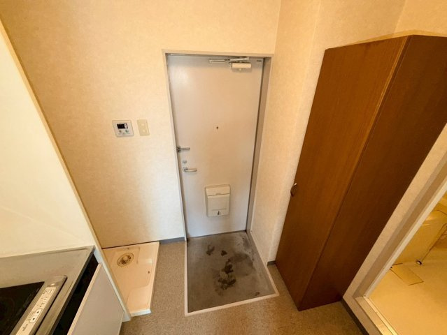 ドーミ東光寺の玄関