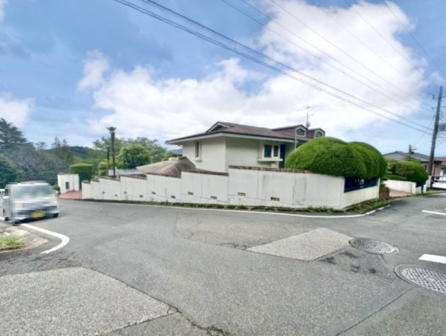 【中古戸建】桐生市堤町3丁目の外観|■外観｜周囲の景観に調和しつつもしっかりとした存在感を感じられる外観で、長く愛される住まいを演出します♪