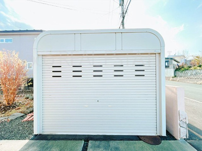 【駐車場】 | 北見市東陵町中古住宅