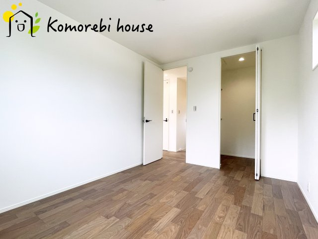 さいたま市西区指扇03260　新築一戸建て　01の寝室|開放的な寝室です