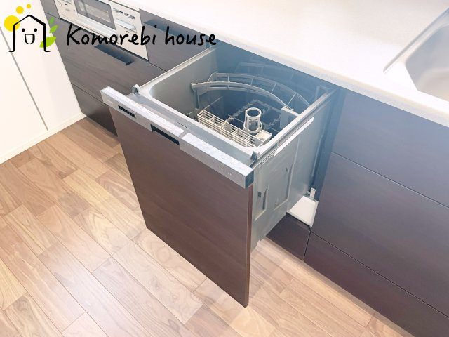 さいたま市西区指扇03260　新築一戸建て　01のキッチン|コンパクトなキッチンで掃除もラクラク