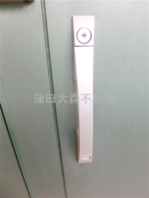 リブリ・矢口渡の玄関