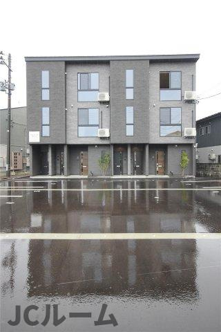 ユーソニアン上越・春日山Aの外観