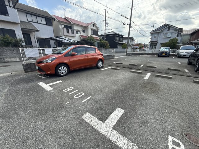 ディアス２１ Aの駐車場