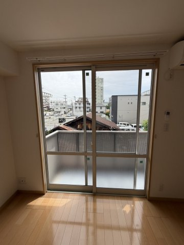 ラーチツリー住吉の居間・リビング