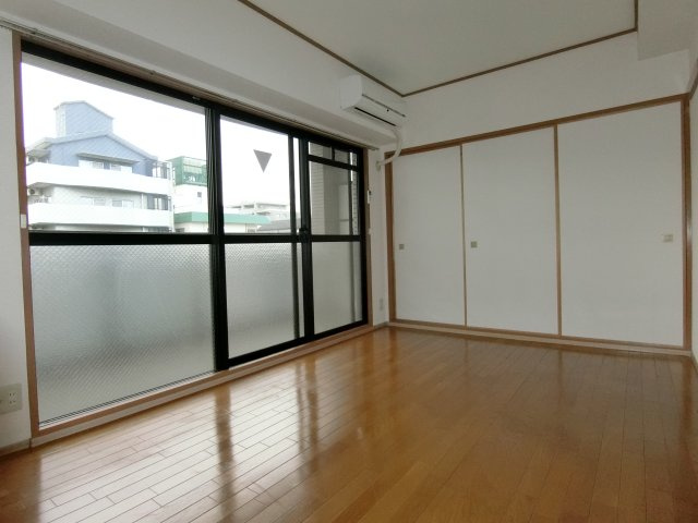 【寝室】 | リヴェール千扇