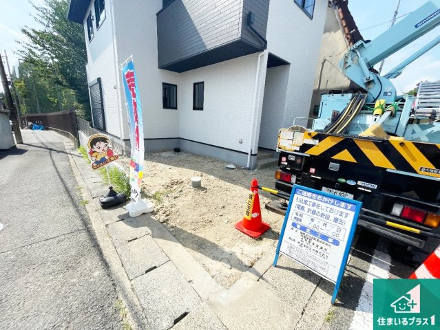 京都市伏見区醍醐岸ノ上町　第1期　新築一戸建ての外観|周辺は落ち着いた街並みの住宅地！子育てがしやすい住環境です！まだ未完成ですが、現地でしかわからない事もございます。是非一度ご覧ください。