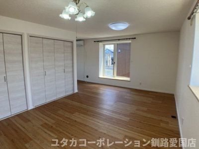 【洋室】 | 文苑1丁目7-16売家 | 2階22帖洋室です★