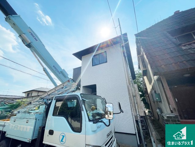 京都市伏見区醍醐岸ノ上町　第1期　新築一戸建ての外観|周辺は落ち着いた街並みの住宅地！子育てがしやすい住環境です！まだ未完成ですが、現地でしかわからない事もございます。是非一度ご覧ください。