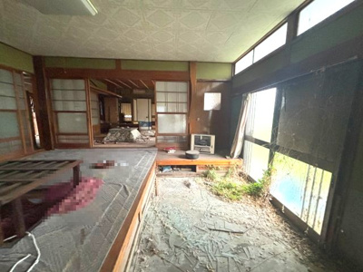 【玄関】 | 白河市小田川馬場　倉庫付き中古戸建