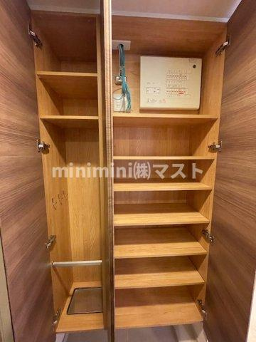 ブランズタワー大阪備後町の収納
