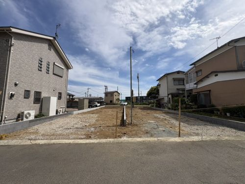 【前面道路含む現地写真】 | 【仲介手数料０円】秦野市羽根　新築一戸建て　全2棟 | 秦野市羽根　新築一戸建て　全2棟