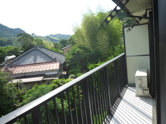 大賀茂サンライズ壱番館のバルコニー