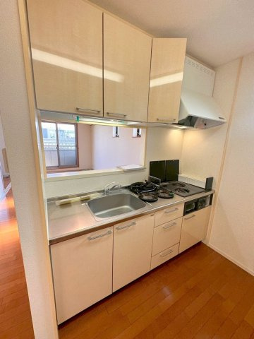 ヴィラ南浦のキッチン|※同建物別号室参考写真