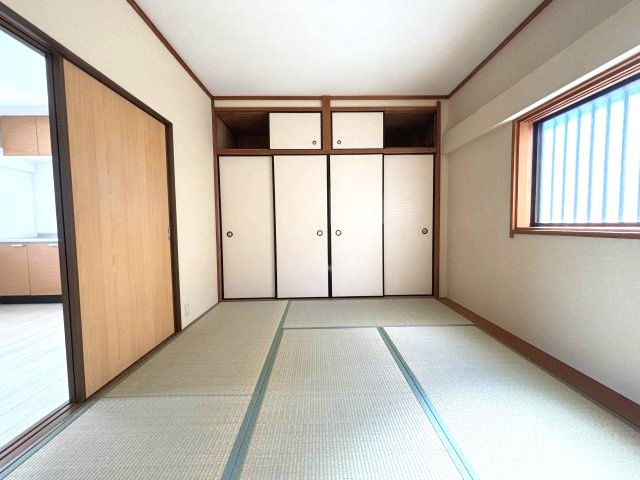 栄町ハイツの和室