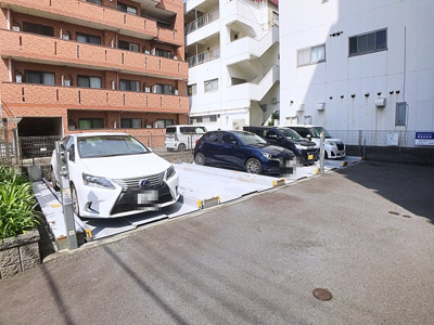 【駐車場】 | ミクニハイツ【名古屋市賃貸・オートロック】