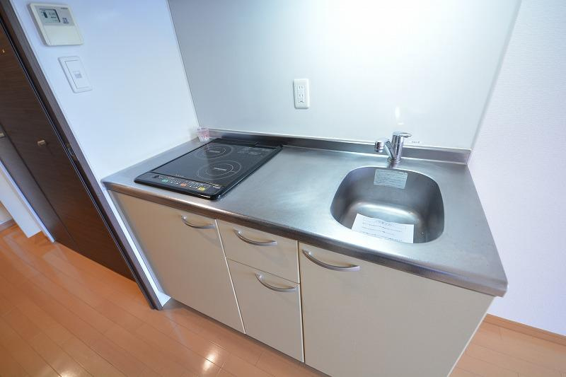 グランド上町のキッチン|グランド上町　ＩＨ2口コンロシステムキッチン