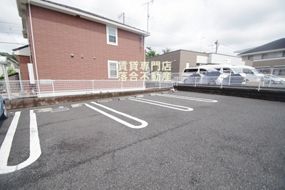 【駐車場】 | ソレアードボニート | 敷地内駐車場完備