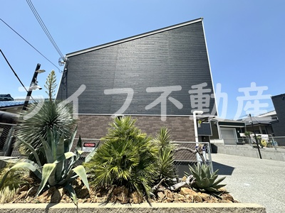 ガレージハウスD_BASEの外観