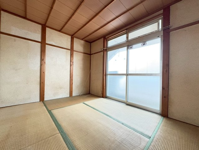 椿ハイツの和室