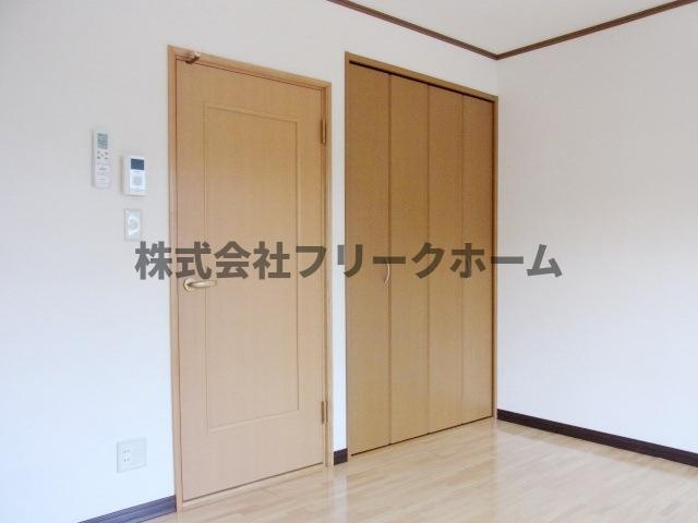 三鷹市井口４丁目のアパートの寝室
