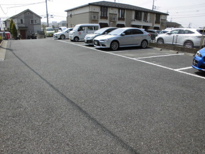 【駐車場】 | リビングタウン石川町B