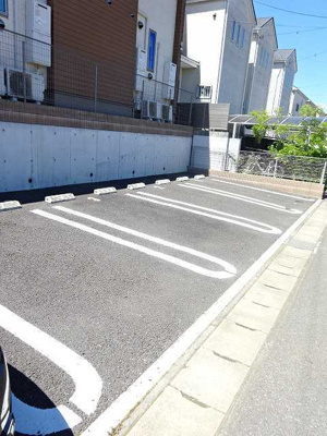 【駐車場】 | グラン | 駐車場