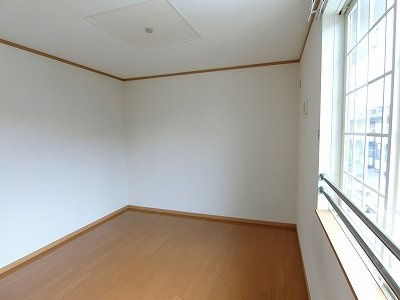 【内装】 | サンパティーク | 明るい色調の室内です