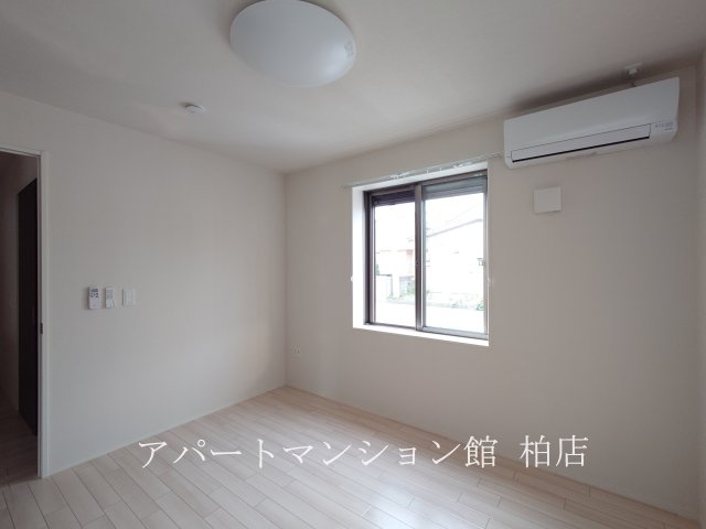 仮称）柏市船戸　新築アパートの洋室