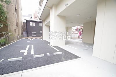 【駐車場】 | フェイバーJOXI | 敷地内駐車場・駐輪場完備
