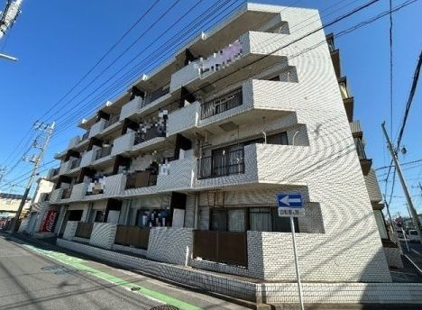 リュミエ川口