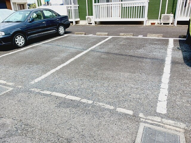 セジュールの駐車場