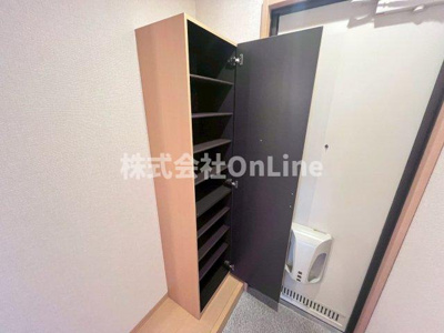 【玄関】 | ルピナスC棟