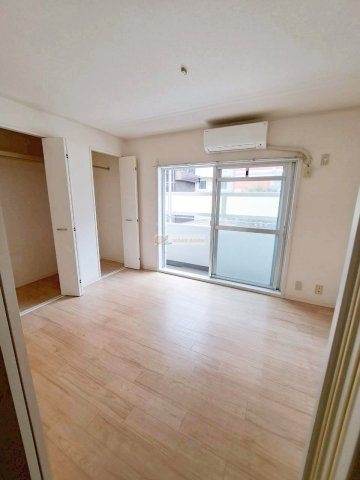 スイートヒルズⅢの洋室