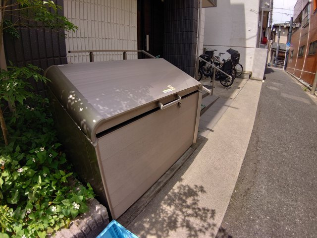 【庭】 | ヴィータ西荻窪