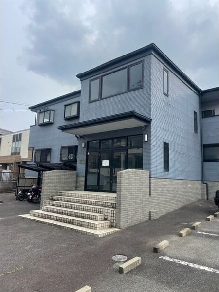エスタ植田の外観