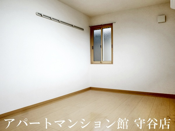 リビングタウンみどりのの寝室
