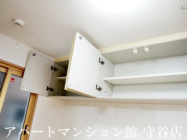 リビングタウンみどりのの収納