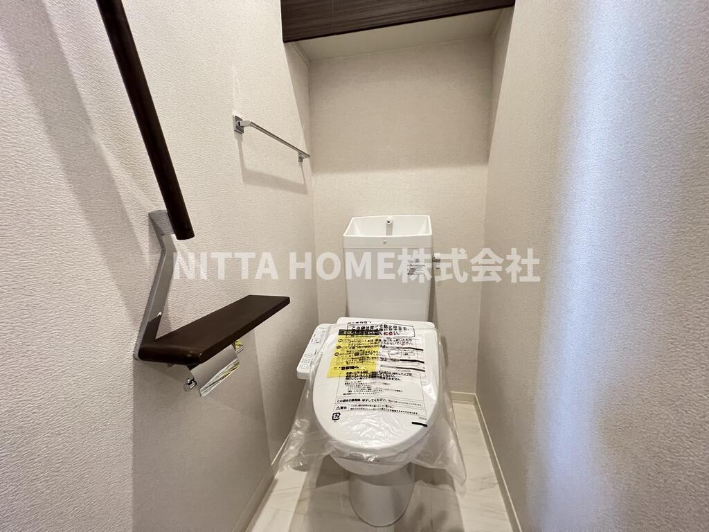 ベレオ西町のトイレ|暖房洗浄付きのトイレです＊